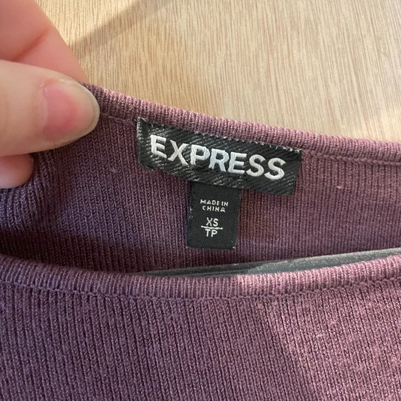 SALE 3️⃣ for $8! XS 70s Style Bell-Sleeves Sweater //  Express - Picture 10 of 11